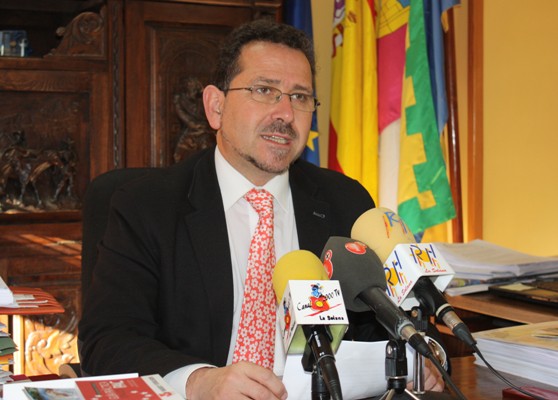 Saluda Alcalde-1