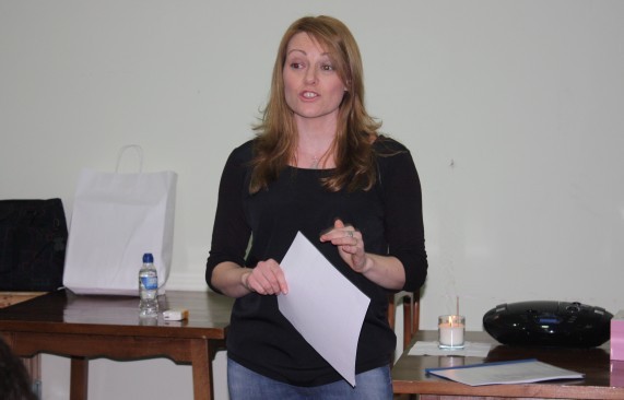 A. Mujeres charla meditación