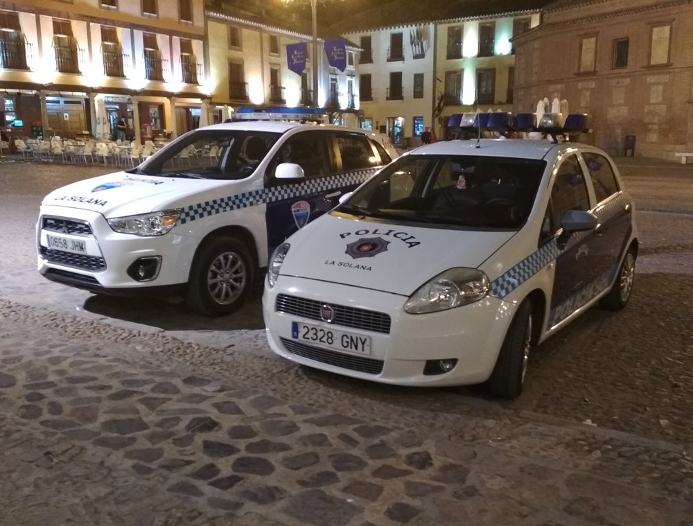 - Policía Local