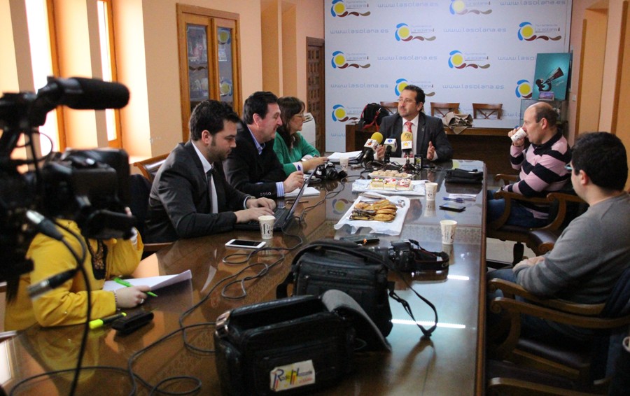 Copia de Desayuno informativo alcalde