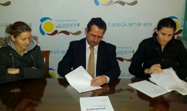 ADEPA firma convenio Ayuntamiento