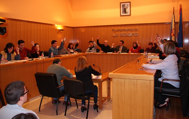 Pleno ordinario mano alzada