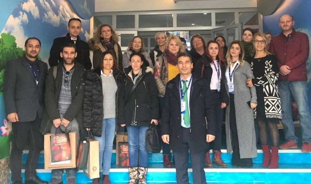 COLEGIO KONYA