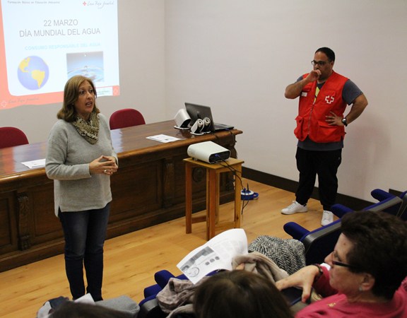Charla agua Cruz Roja-1