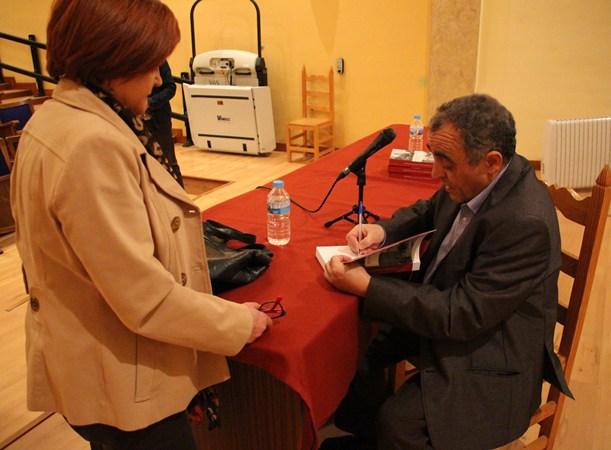 Libro Franquismo firma