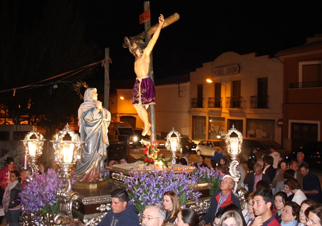 Silencio con elCristo del Amor-1