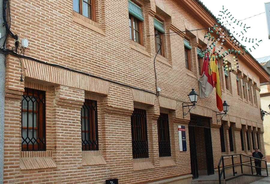 Copia de Fachada Centro Mayores-1