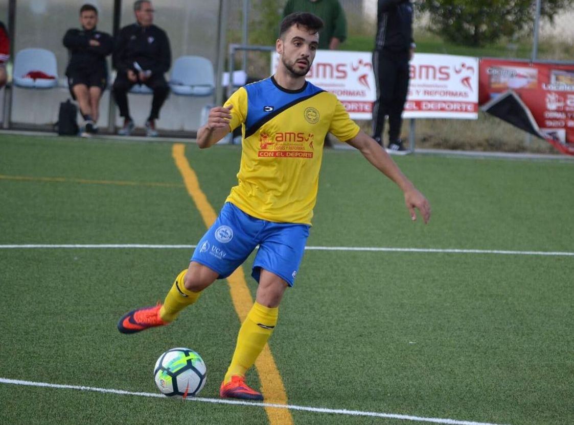 Grillo con su anterior equipo