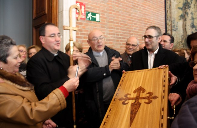Obispo cruz de Santiago