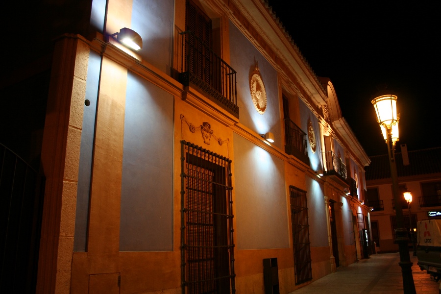 Fachada Don Diego-Sede de la Omic