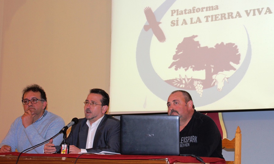 Charla Sí a la Tierra Viva-1
