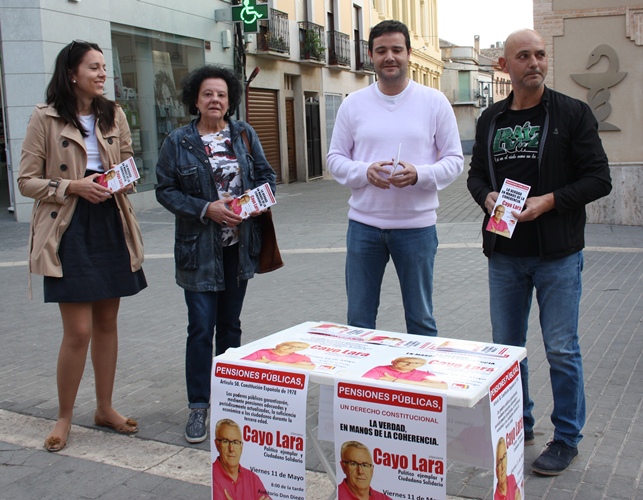IU Cayo Lara previa plazuela