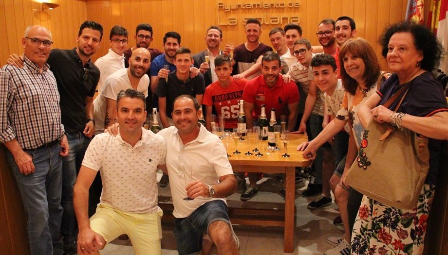 CF recepción brindis - copia