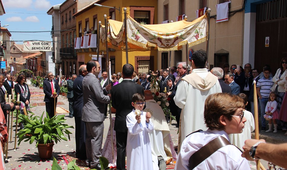 Corpus procesión-2