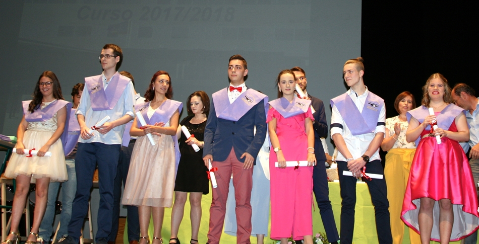 IES CC graduación 2º Bachillerati-1 - copia