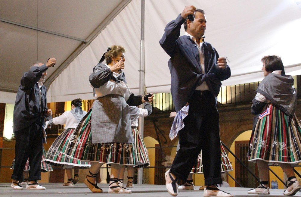 Grupo Mayores