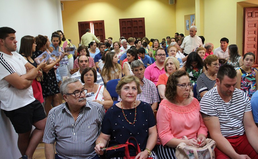 Asamblea virgen público