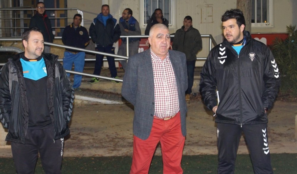 Carlos López con Enrique Sevilla y Patricio Peinado