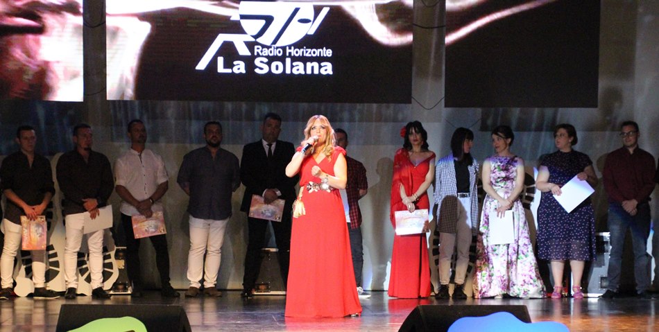 Laura García repite la canción que le dio el triunfo - copia