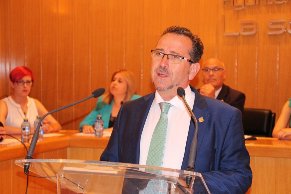 PSOE LUIS D CACHO