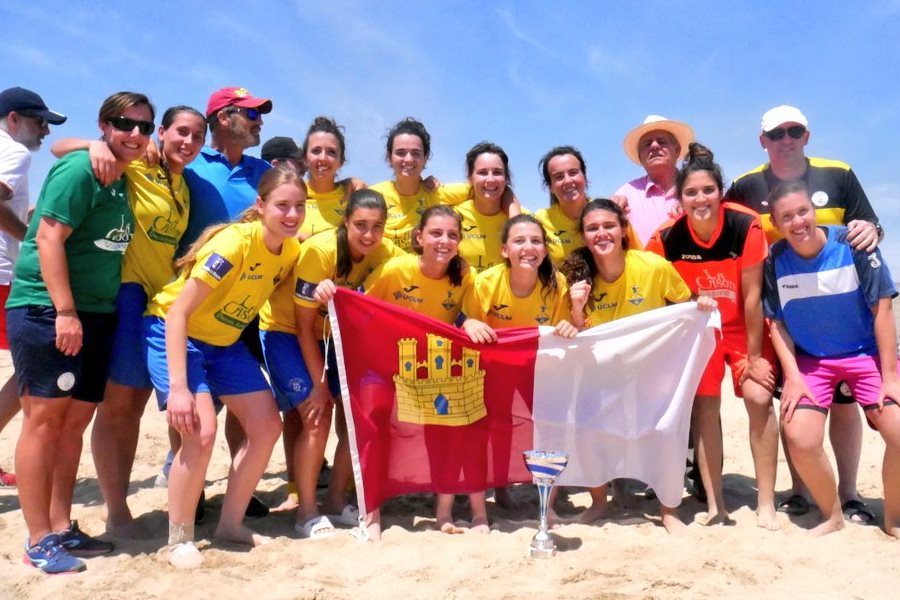 foto futbol playa campeonas