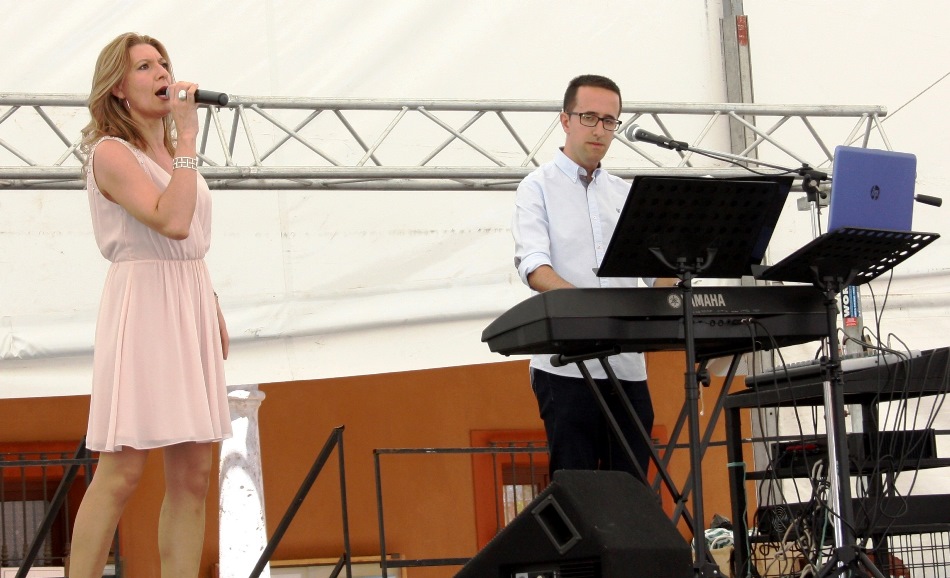 Canticol en plena actuación