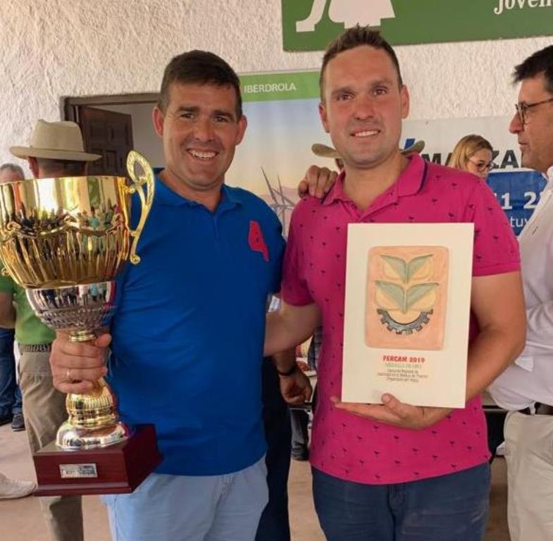 Francisco Antonio -dcha- junto a su hermano Pablo