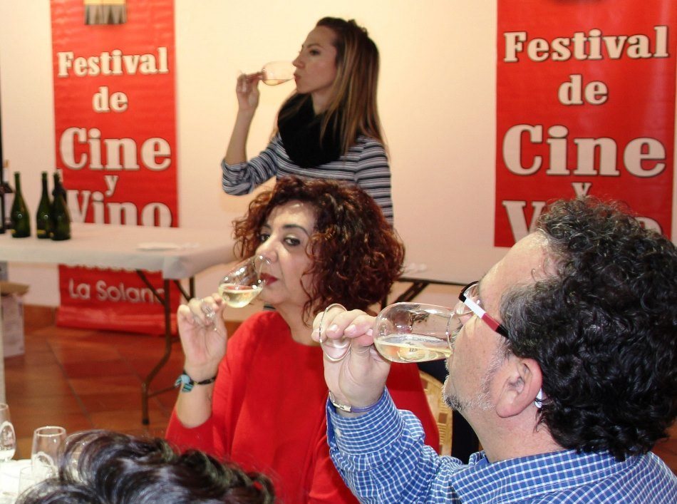 Un momento de la cata El erotismo del vino