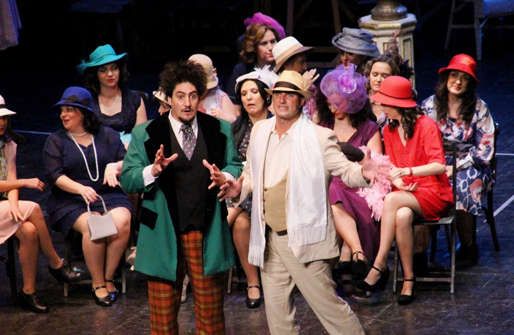Querubini y Giusepini durante la escenificación