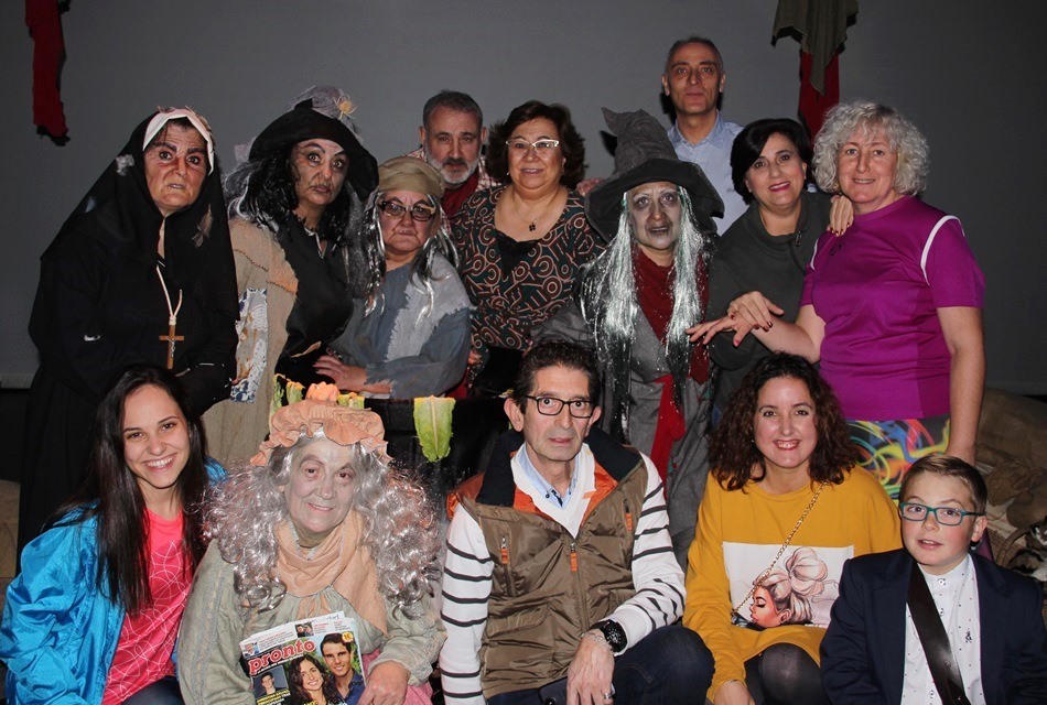 Teatro Brujas todos - copia