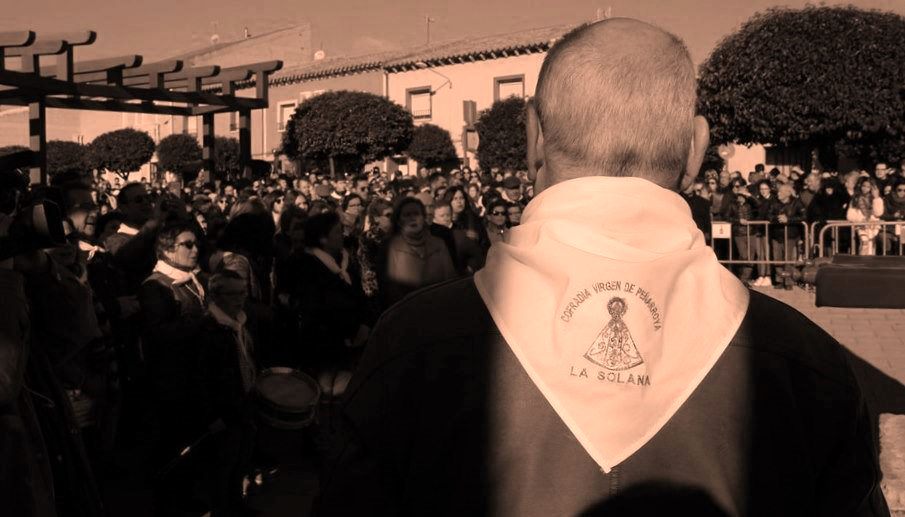 Virgen despedida pañuelo - copia
