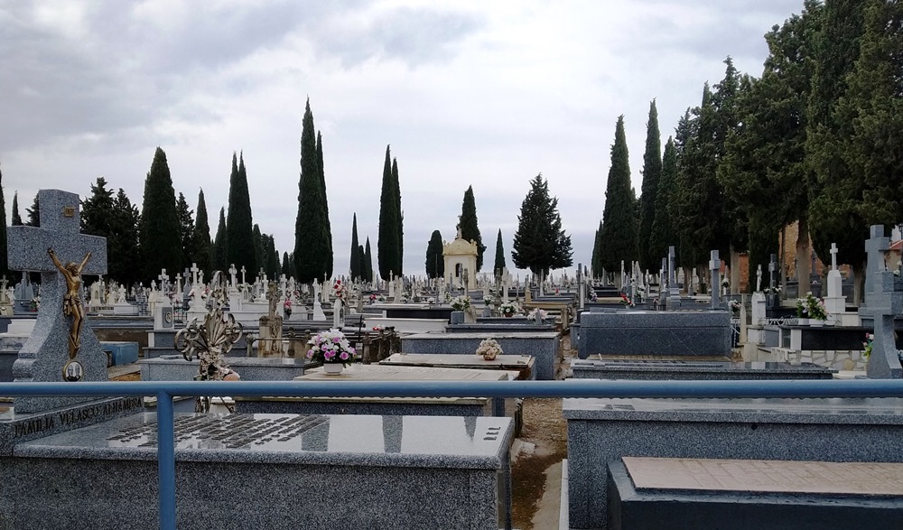 Cementerio La Solana este lunes 30 de marzo