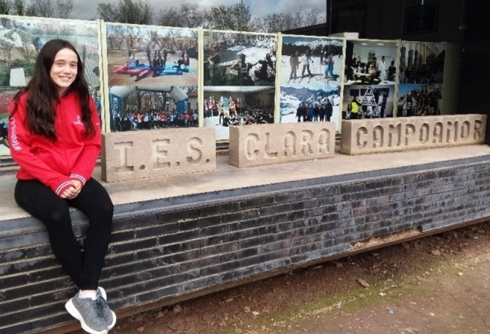 Lidia nadadora en el IES