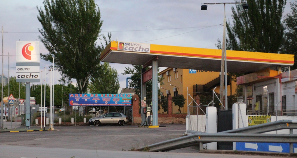 Grupo Cacho surtidor