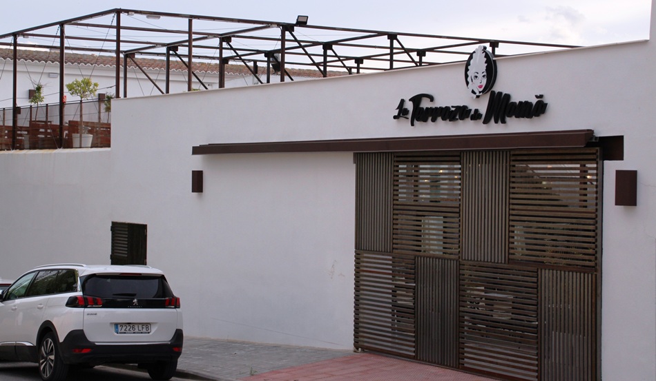 La Terraza de Mamá reabre con menús solidarios