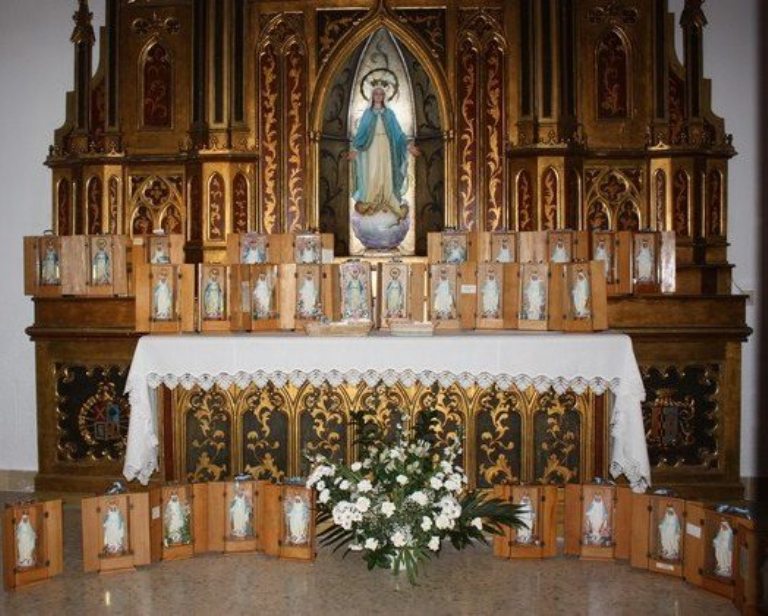 Capillas Virgen Milagrosa