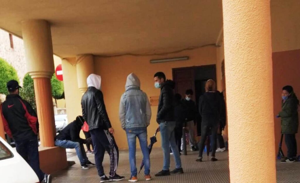 Cáritas colas del hambre