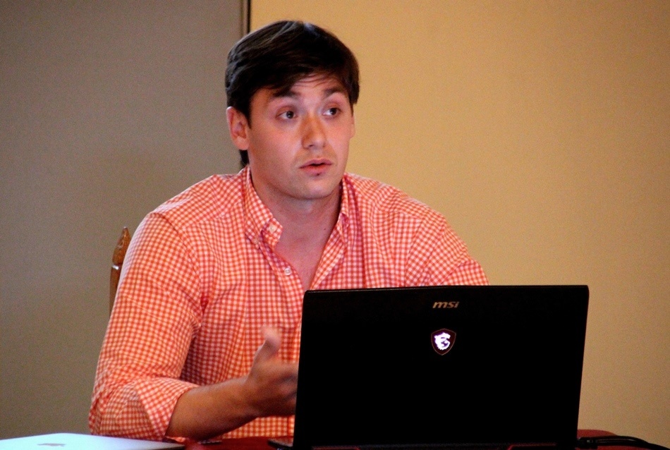 Iago Novoa durante su presentación