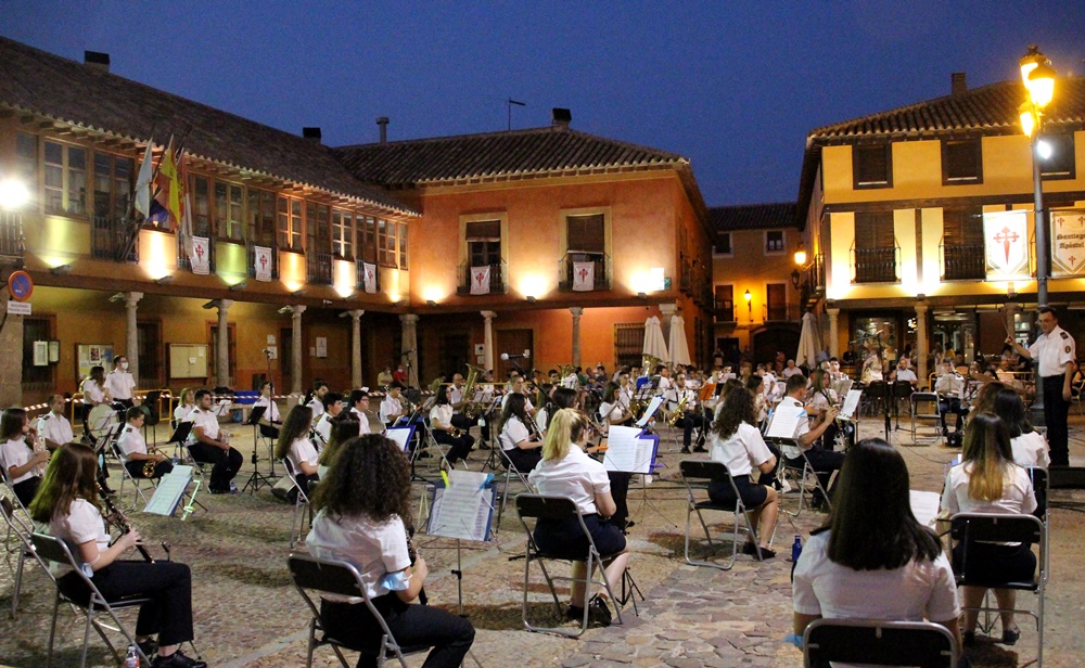 Banda plaza mayor-1 - copia