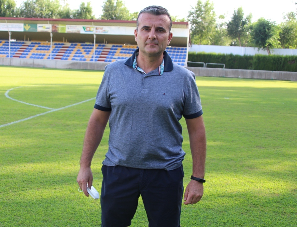 Presentación entrenador juvenil-1