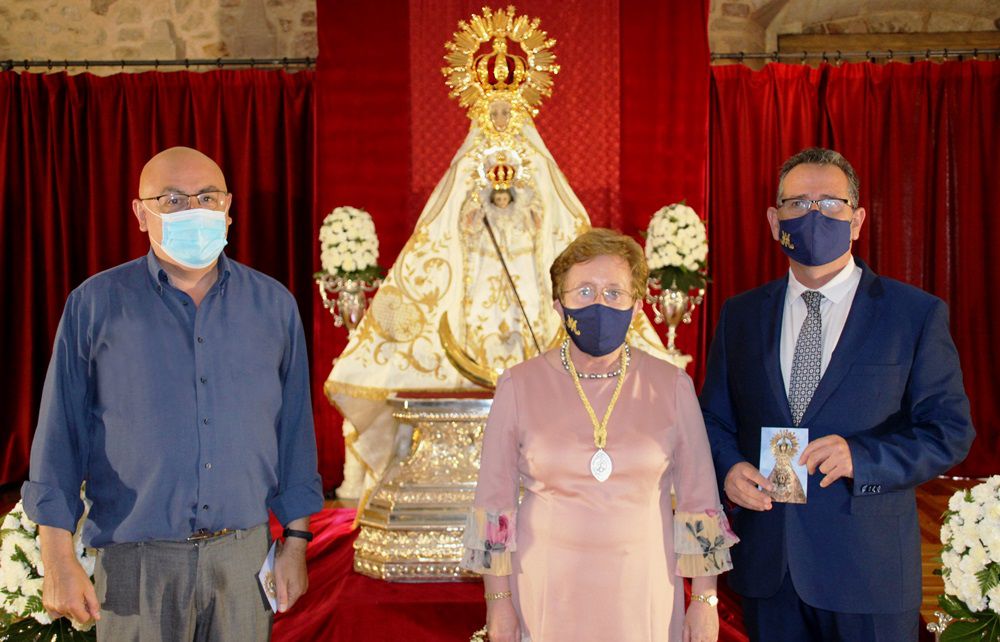 Benjamín Rey rosa Sánchez y Luis Díaz-Cacho tras la primera ofrenda