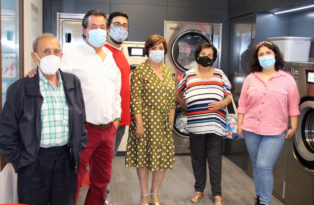 Lavandería Santa Quiteria familia Almarcha