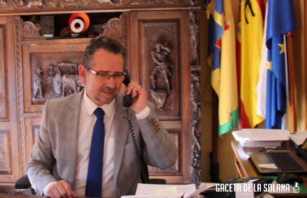 El alcalde entiende las reivindicaciones de los hosteleros