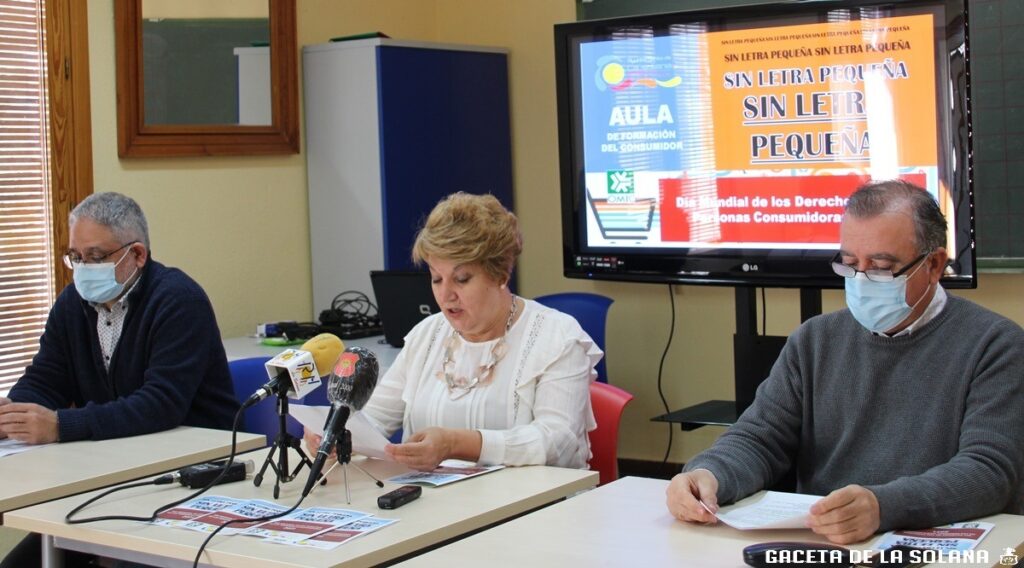 Momento de la presentación de la memoria
