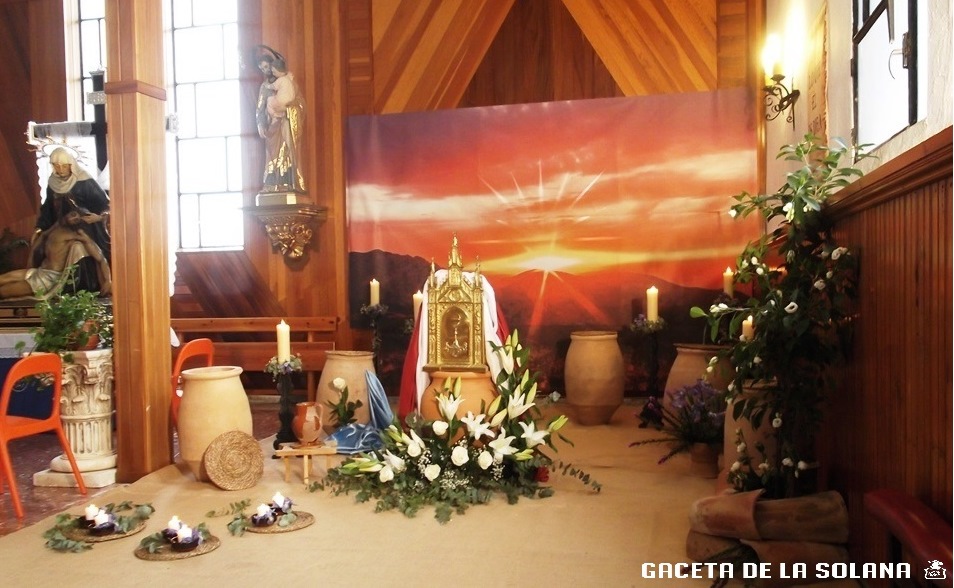 Altar montado en la Iglesia de Santa María