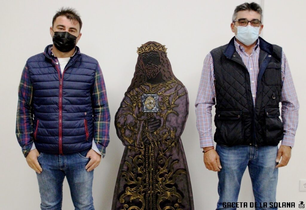 Directivos con la forja de Jesús Rescatado