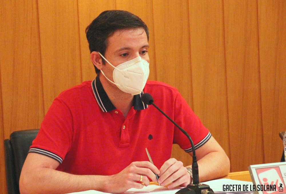 Bernardo Peinado durante un pelno