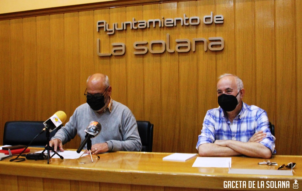 Luis Romero de Ávila y Paco Romero durante la rueda de prensa