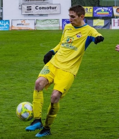 Raúl Delgado en una jugada