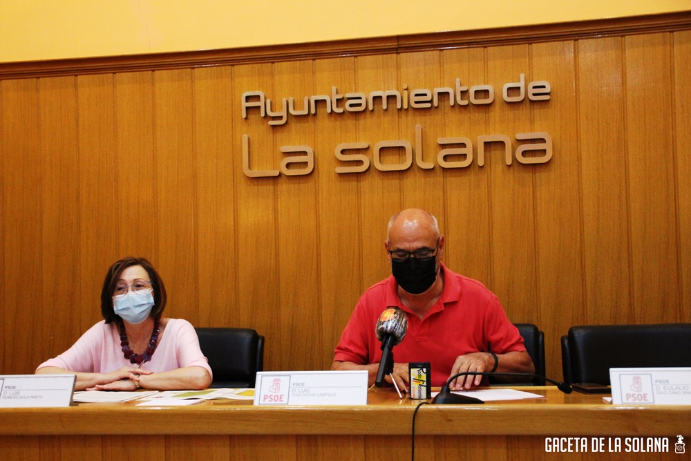 Junan Almarcha y Luis Romero de Ávila durante la presentación